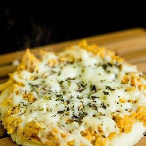 Mini pizza de frango Mini pizza de frango