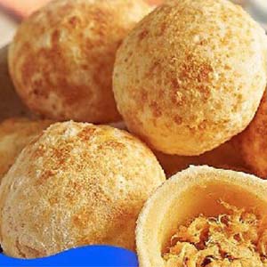 Pão de queijo com frango Pão de queijo com frango