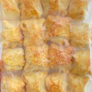 Trouxinha de frango com catupiry Trouxinha de frango com catupiry