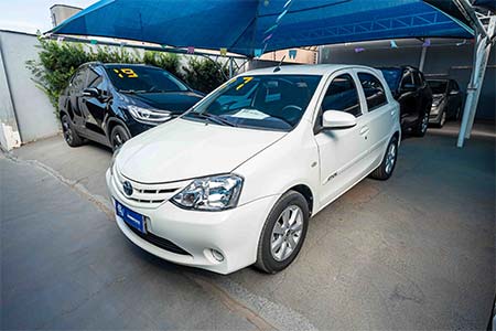 Carros hatch para quem busca um modelo compacto Carros hatchback