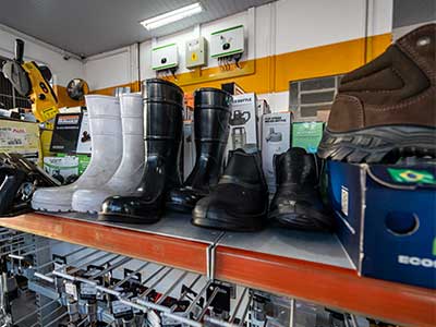 Botas e botinas de proteção Botas e botinas de proteção