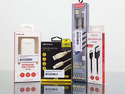 Diversas opções de cabos USB Cabos USB