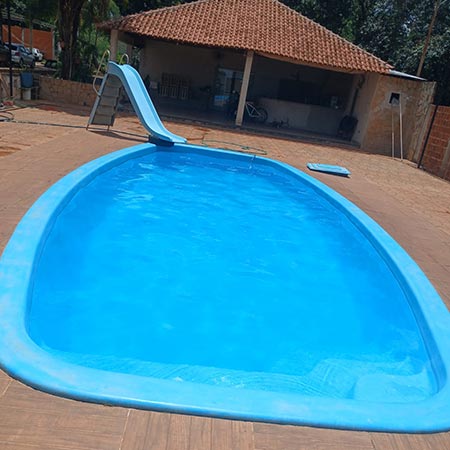 Limpeza de piscina limpeza de piscina