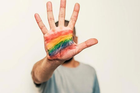 Violência por LGBTfobia e conflitos de aceitação familiar violência por LGBTfobia e conflitos de aceitação familiar