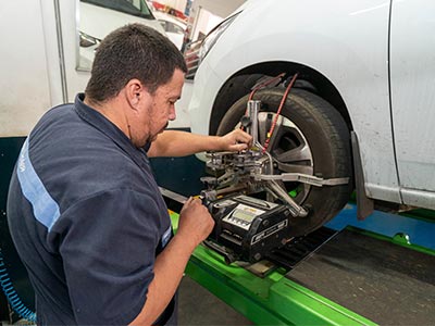 Alinhamento e balanceamento dos pneus Alinhamento e balanceamento dos pneus