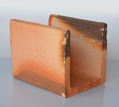 Canaleta de cerâmica