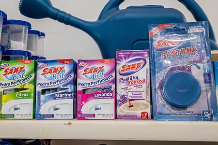 pedras e pastilhas para vaso sanitário