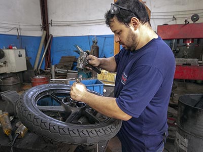 Embuchamento em rodas moto Embuchamento em rodas moto