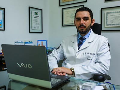 Dr. Pedro Meira Dolfini Dr. Pedro Meira Dolfini
