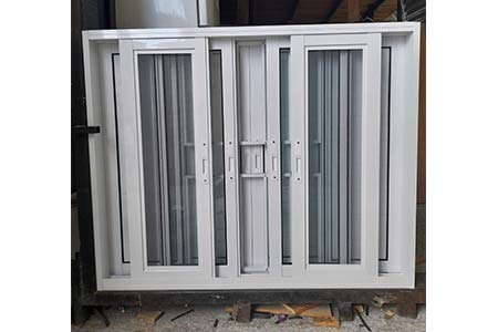 veneziana 6 folhas lambril com grade e tela mosqueteiro