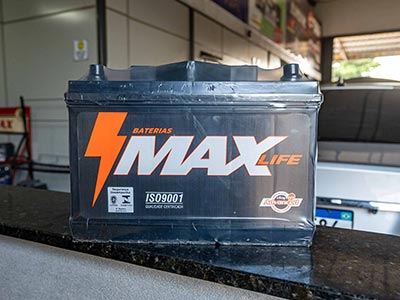 baterias max life