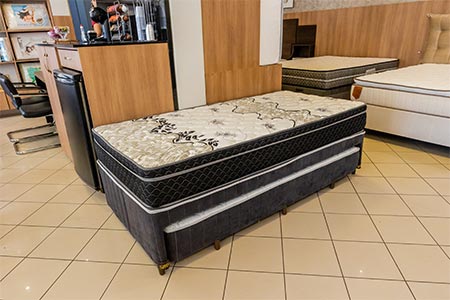 cama de solteiro