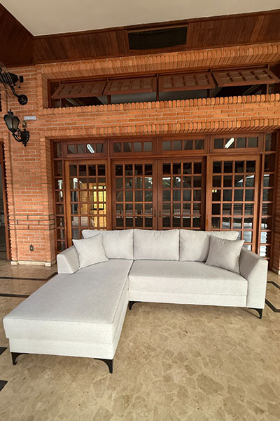 sofá chaise tecido linho
