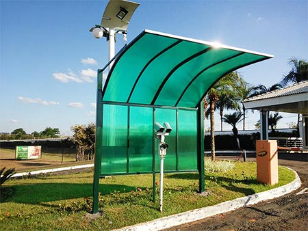 cobertura em policarbonato