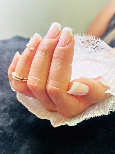 Unhas com esmalte azul Unhas com esmalte azul