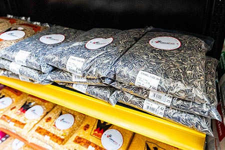 Rações para calopsitas, papagaios, coelho, hamsters e outros pets ração para aves e roedores