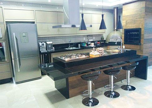 Área Gourmet em Granito Preto