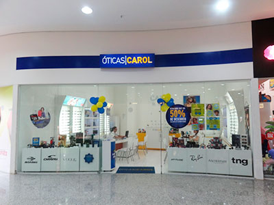 Fachada das Óticas Carol fachada das óticas carol