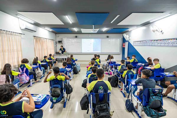 sala de aula do Colégio JP sala de aula do Colégio JP