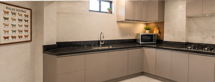 JV Marcenaria — Cozinha com armários sob a bancada