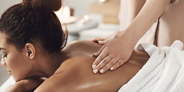 estética corporal e massagens