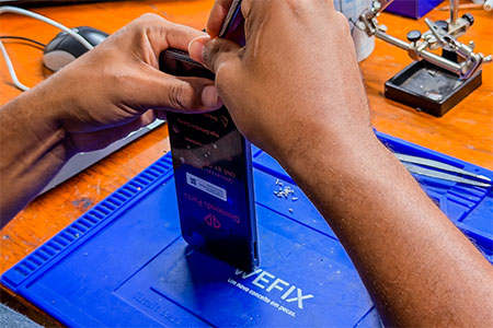 Troca de tela, bateria e câmera do celular troca da câmera do celular