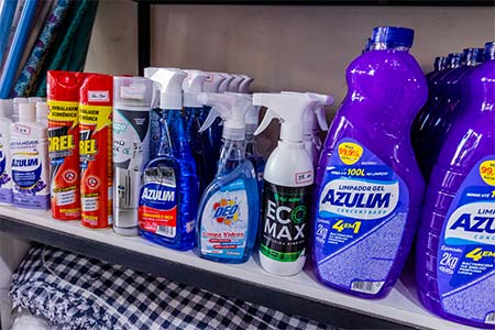 Limpa vidros produtos para limpár o vidro