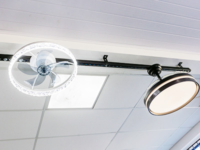 Ventilador de Teto com Luminária de LED