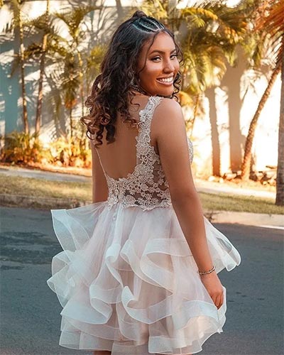 Debutante com vestido debutante com vestido