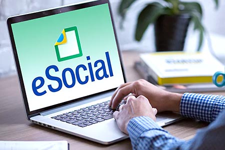 eSocial registro de informações no esocial