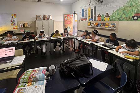 alunos em mirante