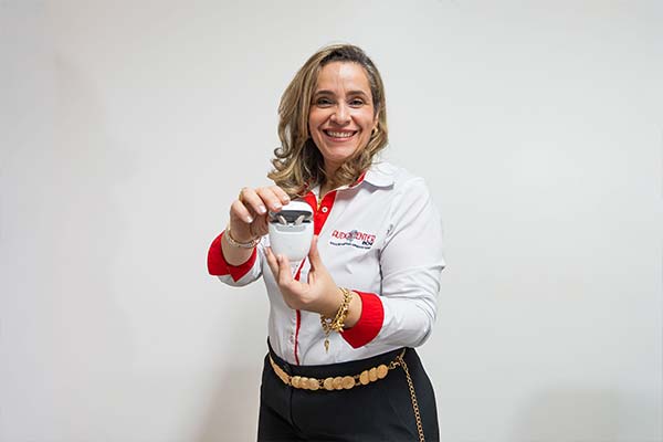 Aparelhos auditivos Signia Profissional apresentando aparelhos auditivos