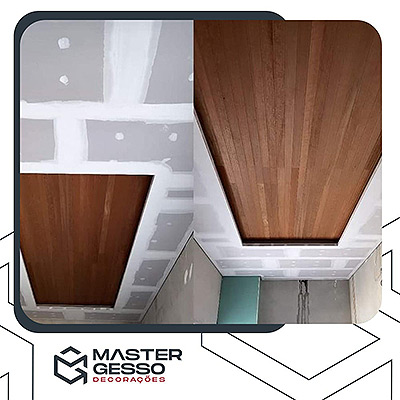 Forro de gesso com detalhamento em madeira