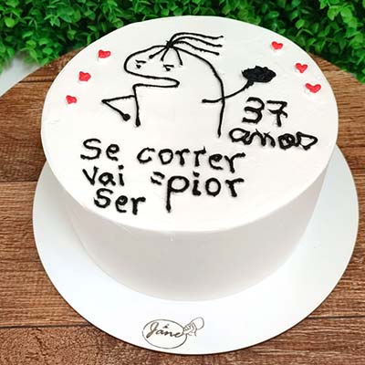Bolo com pasta americana Bolos personalizados