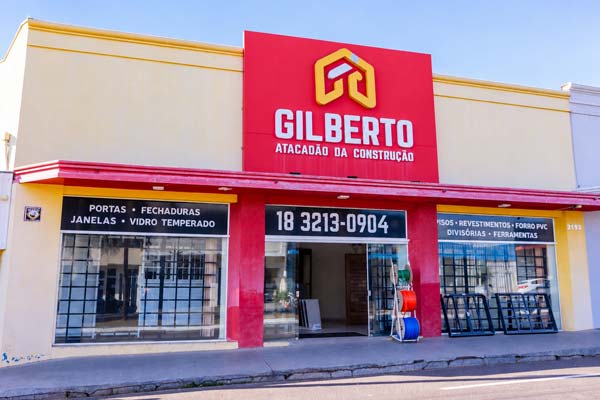 Gilberto Atacadão da Construção em Birigui – fachada da loja Gilberto Atacadão da Construção em Birigui – fachada da loja