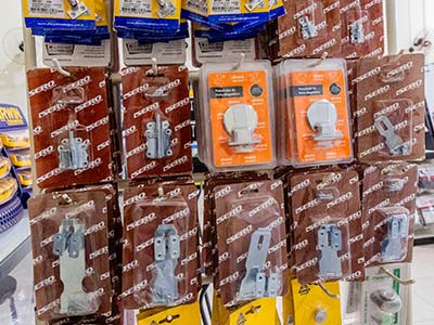 Puxadores em alumínio e inox Puxadores