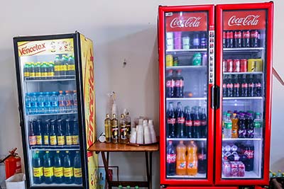 sucos e refrigerantes sucos e refrigerantes