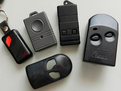 Configuração e troca de baterias de controles