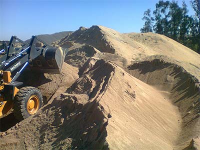Areia, pedra, terra e terra vermelha para construção areia, pedra, terra e terra vermelha para construção