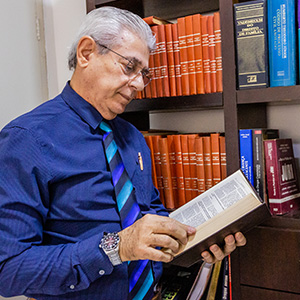 Dr. Edson Valarini advogado
