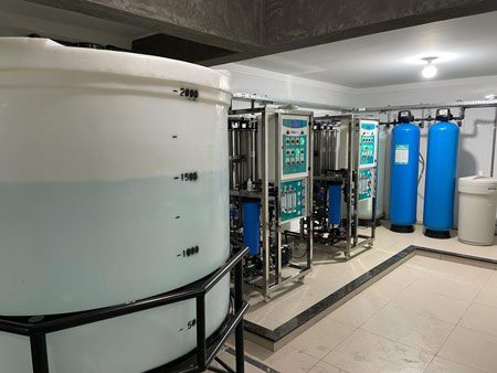 Sistema de tratamento de água por osmose reversa instalado pela Eletromed