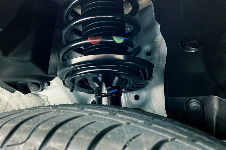 Conjunto de suspensão automotiva