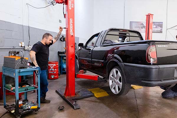 Revisão preventiva dos componentes do carro