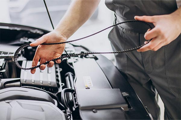 Inspeção e troca da correia dentada do motor