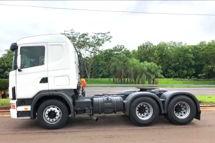 Caminhão atendido pela Auto Guincho Araçatuba