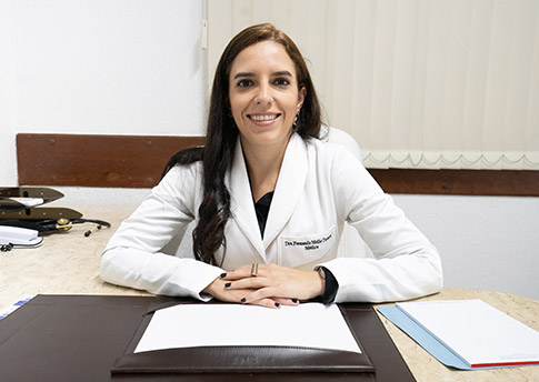 Dra Fernanda Mello Tavares foto 1