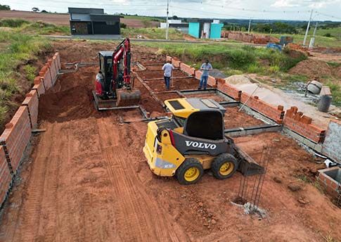 WR Locação e Terraplanagem foto 4