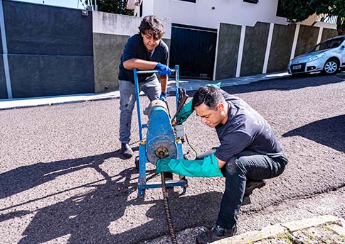A Expresso Desentupidora e Dedetizadora