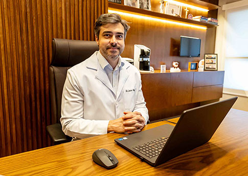 Dr Lenine Botigelli