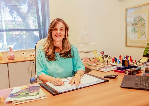 Nutricionista Elaine Mencaroni Rodrigues